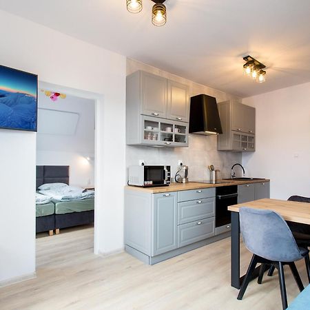 Mega Widok 5 Apartment ชกลาร์สกา ปอเรมบา ภายนอก รูปภาพ