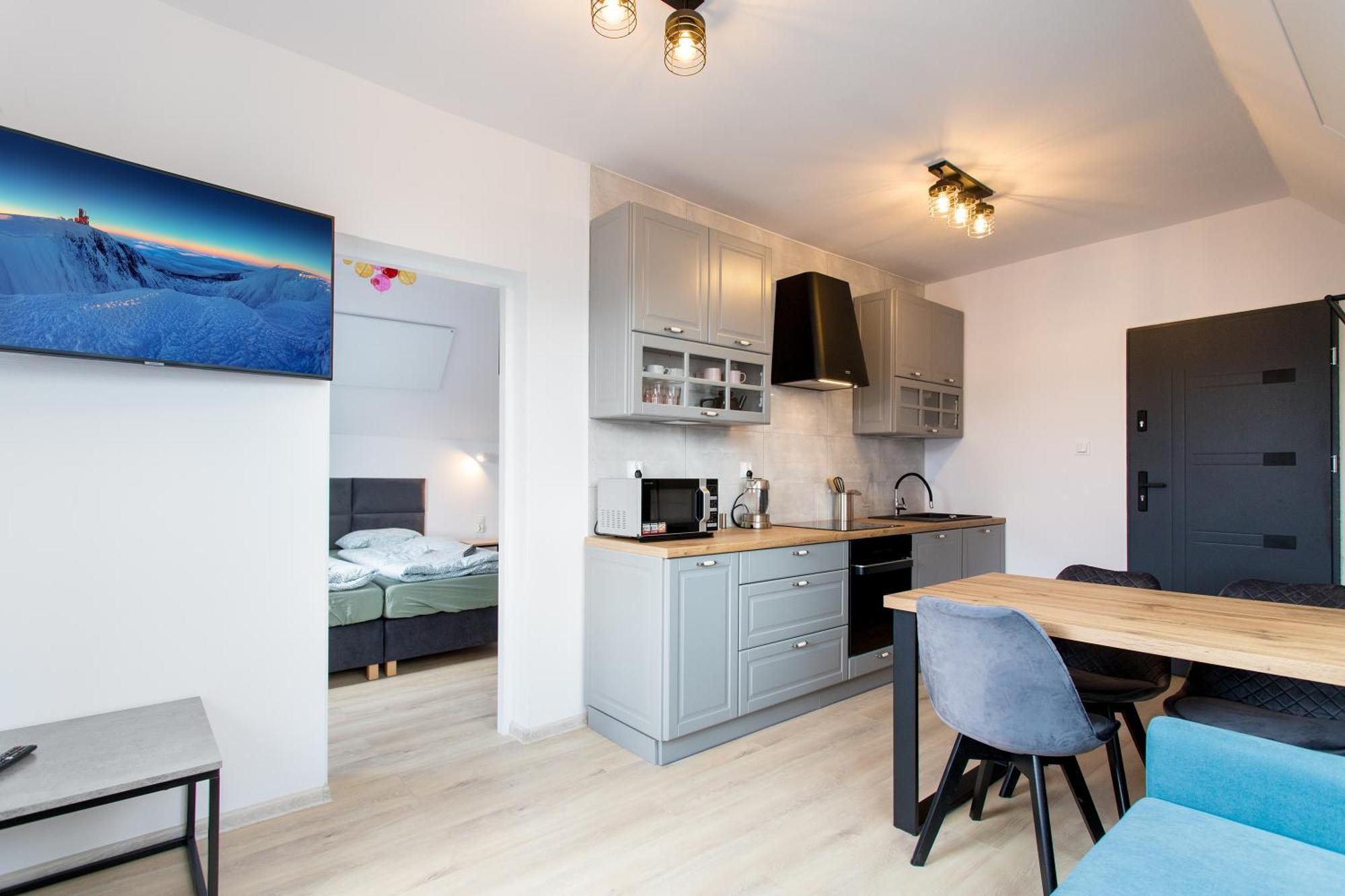 Mega Widok 5 Apartment ชกลาร์สกา ปอเรมบา ภายนอก รูปภาพ